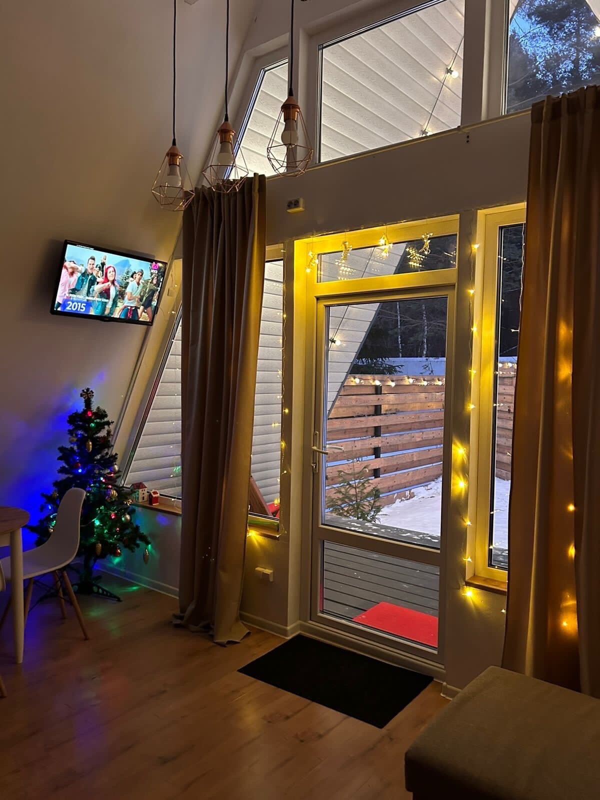 Фото Дом в лесу