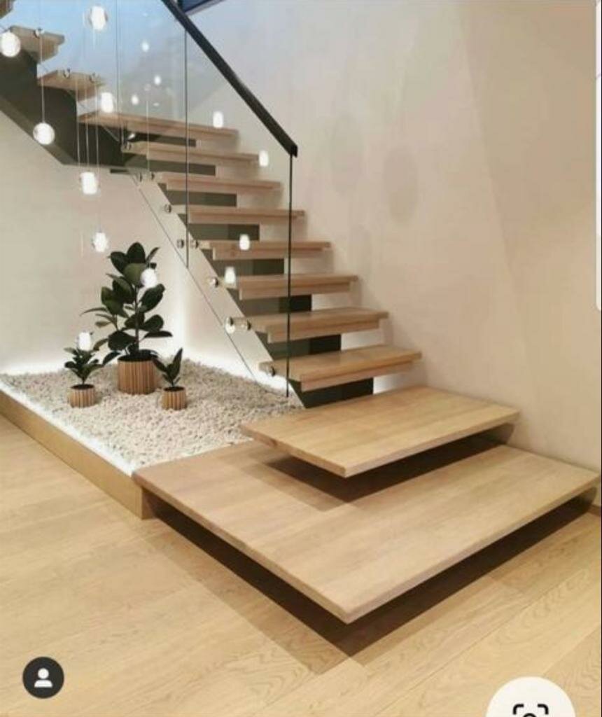 Fine Art, Antique and Modern Furniture, Decorative Arts and Interior Design Hous