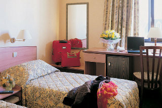 Фото B&b Hôtel Paris Châtillon