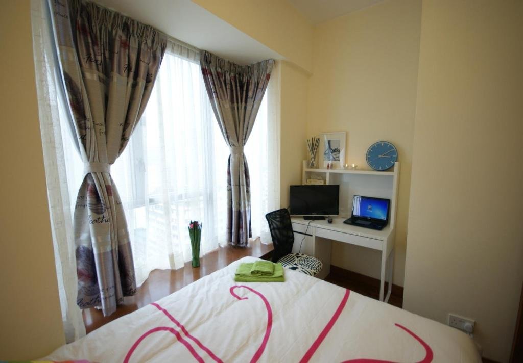 Фото Nathan House