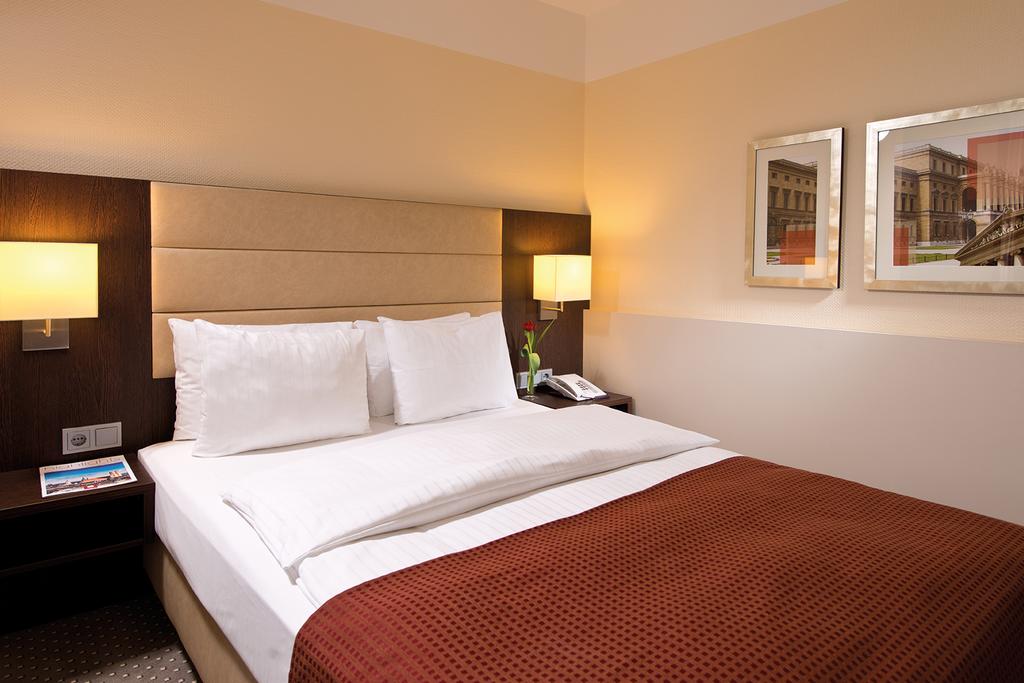 Фото Leonardo Hotel Munich Arabellapark