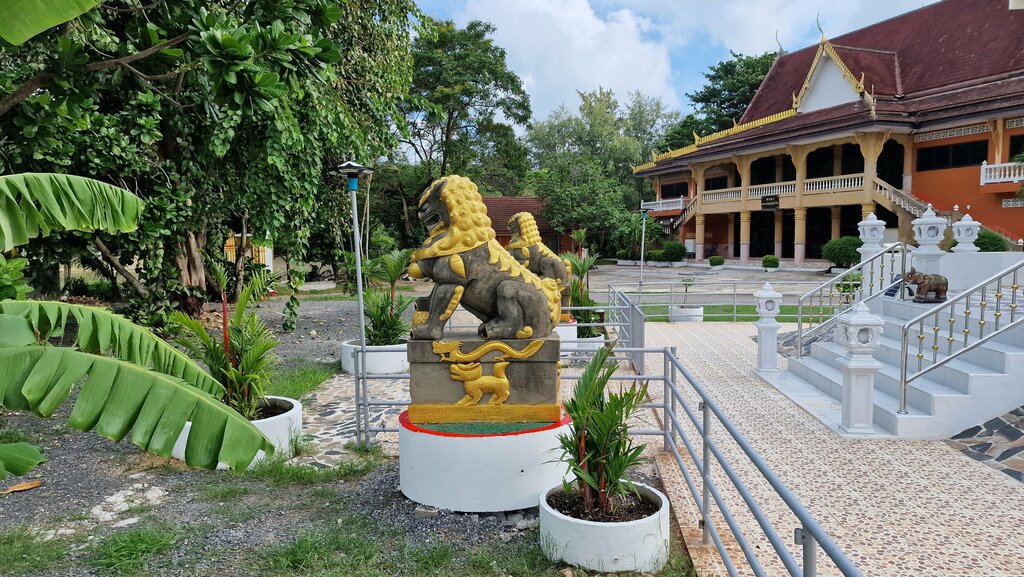 Pagoda Wat Nai Harn, Phuket Province, photo