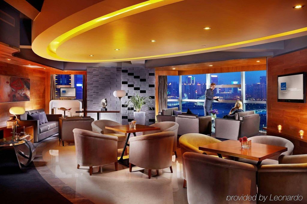 Фото Novotel Zhengzhou Convention Centre Hotel