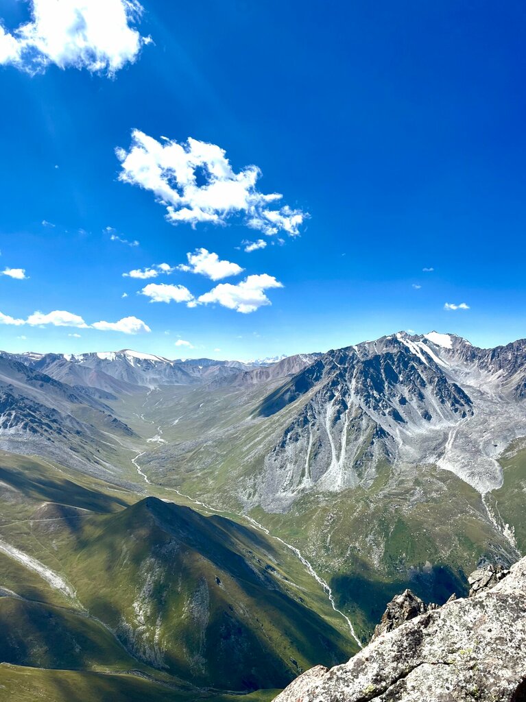 Таулар