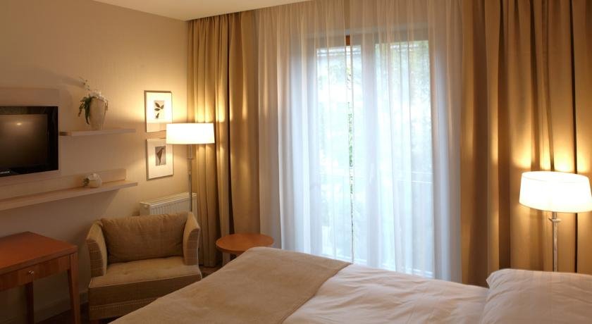 Фото Hotel Ambassador