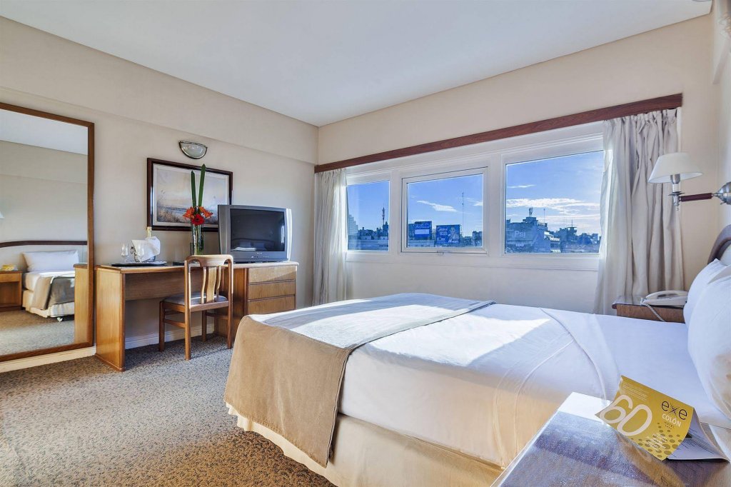 Фото Exe Hotel Colón