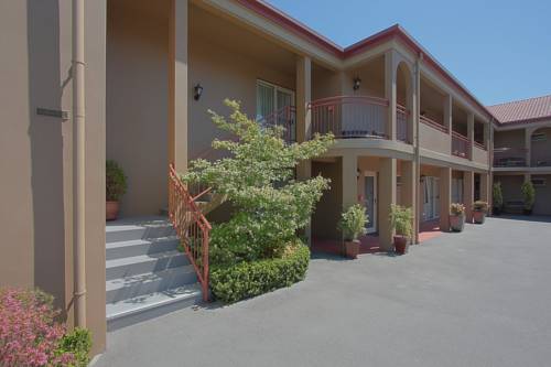 Фото Roma On Riccarton Motel