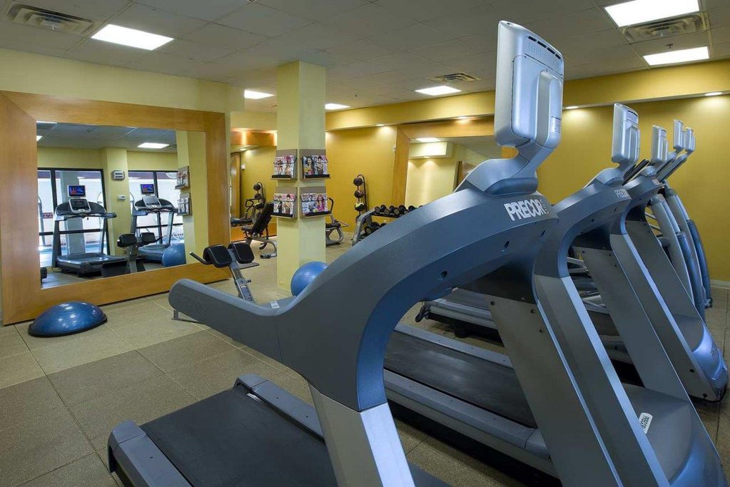 Фото Embassy Suites Hotel Kansas City - International Airport