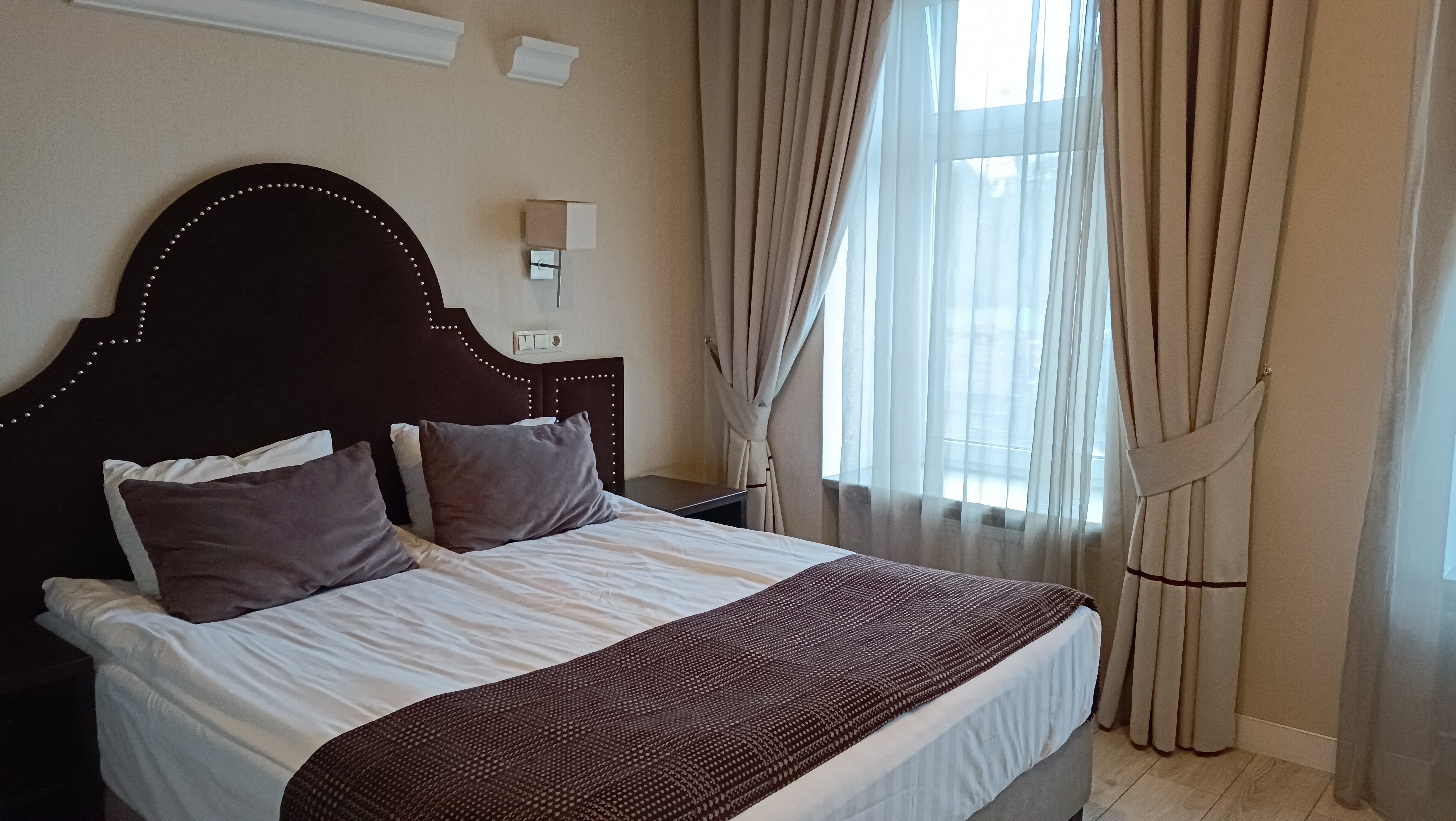 Фото Далиси