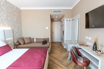Фото The Boutique Hotel