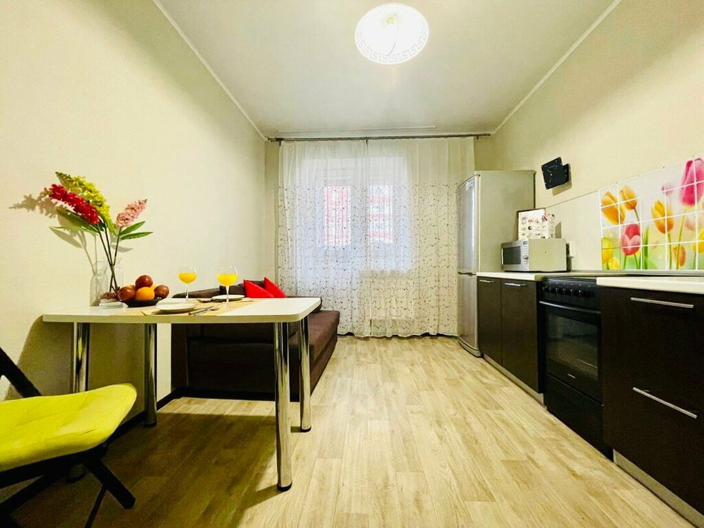 سكن للإيجار اليومي SeverApart na ulice Nikolaya Rostovceva 27k2 ، تيومين، صورة