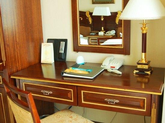 Фото The Royal Palace Hotel