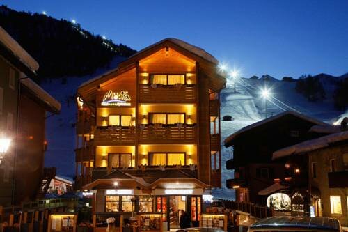 Гостиница Alp & x26; Wellness Hotel Mota в Ливиньо