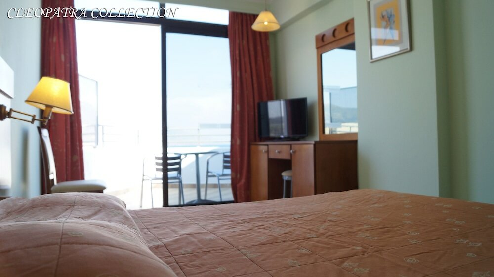 Фото Cleopatra Superior