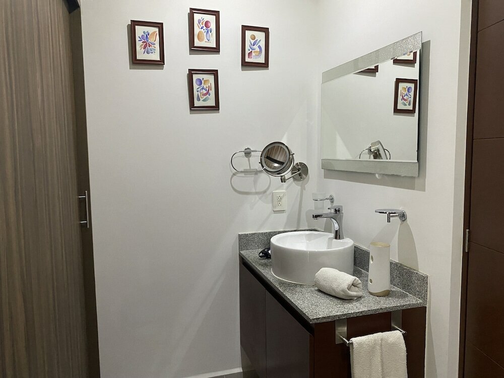 Фото Long Island Madison R14