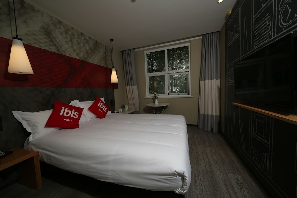 Фото Ibis Styles Chengdu American Center Hotel
