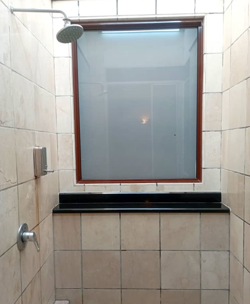 Фото Alpine Lxpd Premium Water Chalet