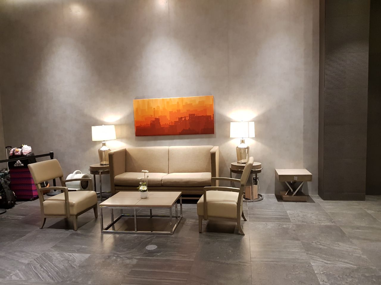 Фото The Mini Suites Eton Tower Makati