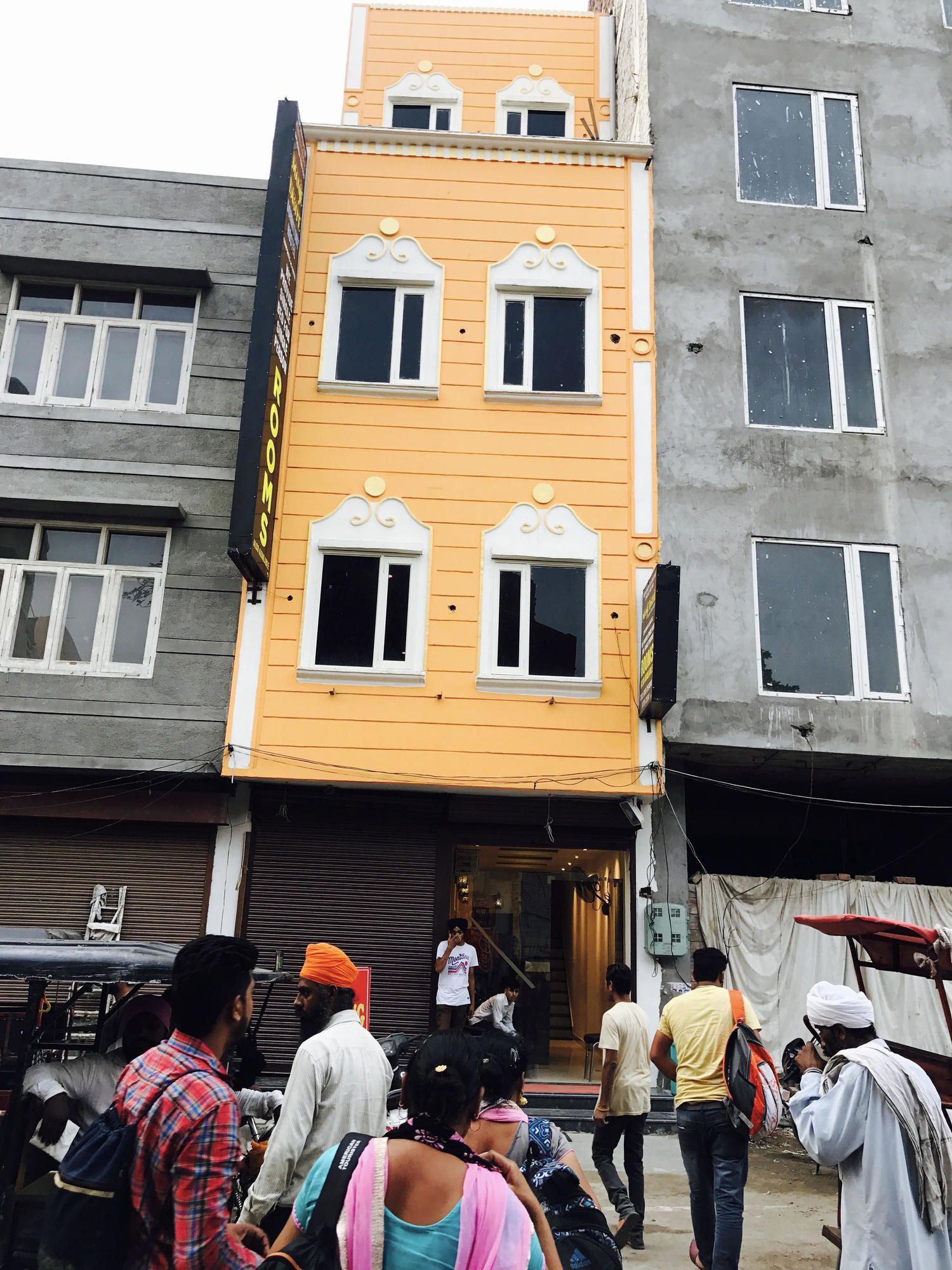 Фото отеля 2