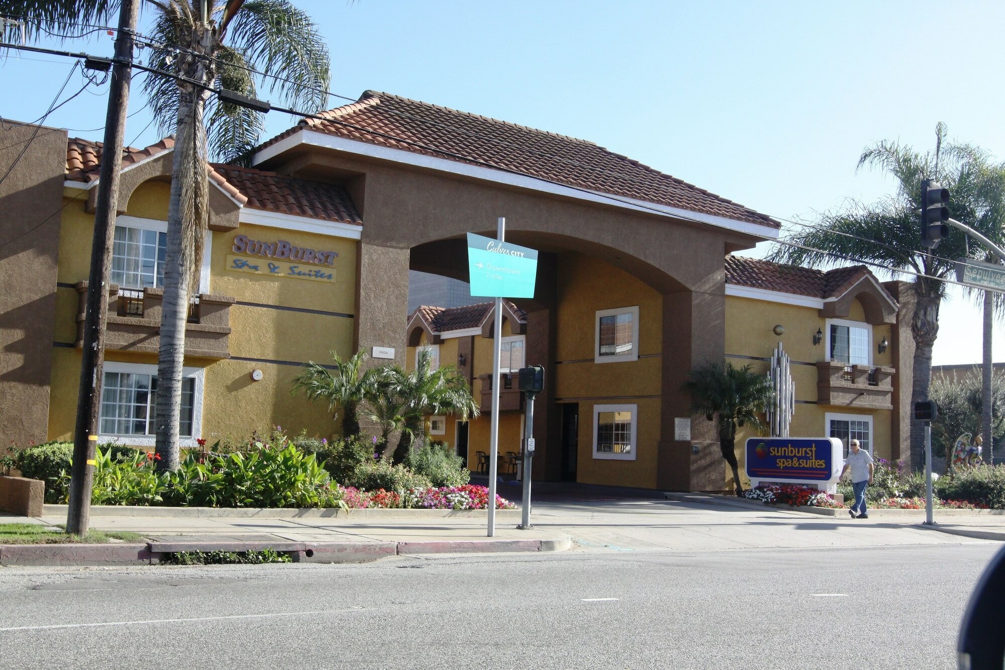 Фото Sunburst SPA & Suites Motel