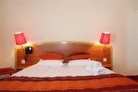 Фото Kyriad Lamballe