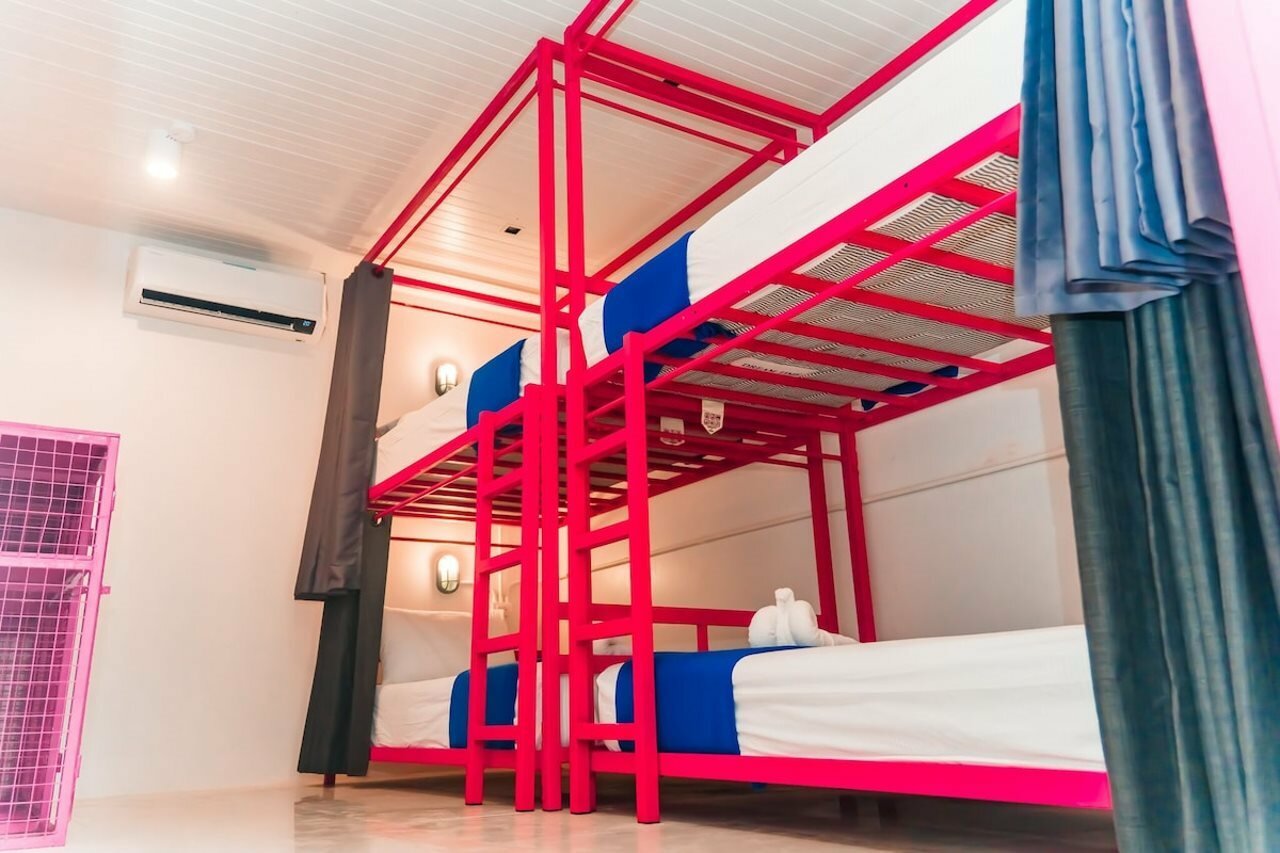 Фото Slumber Party Phi Phi - Hostel