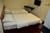 Фото Oyo 210 Hotel Five 2