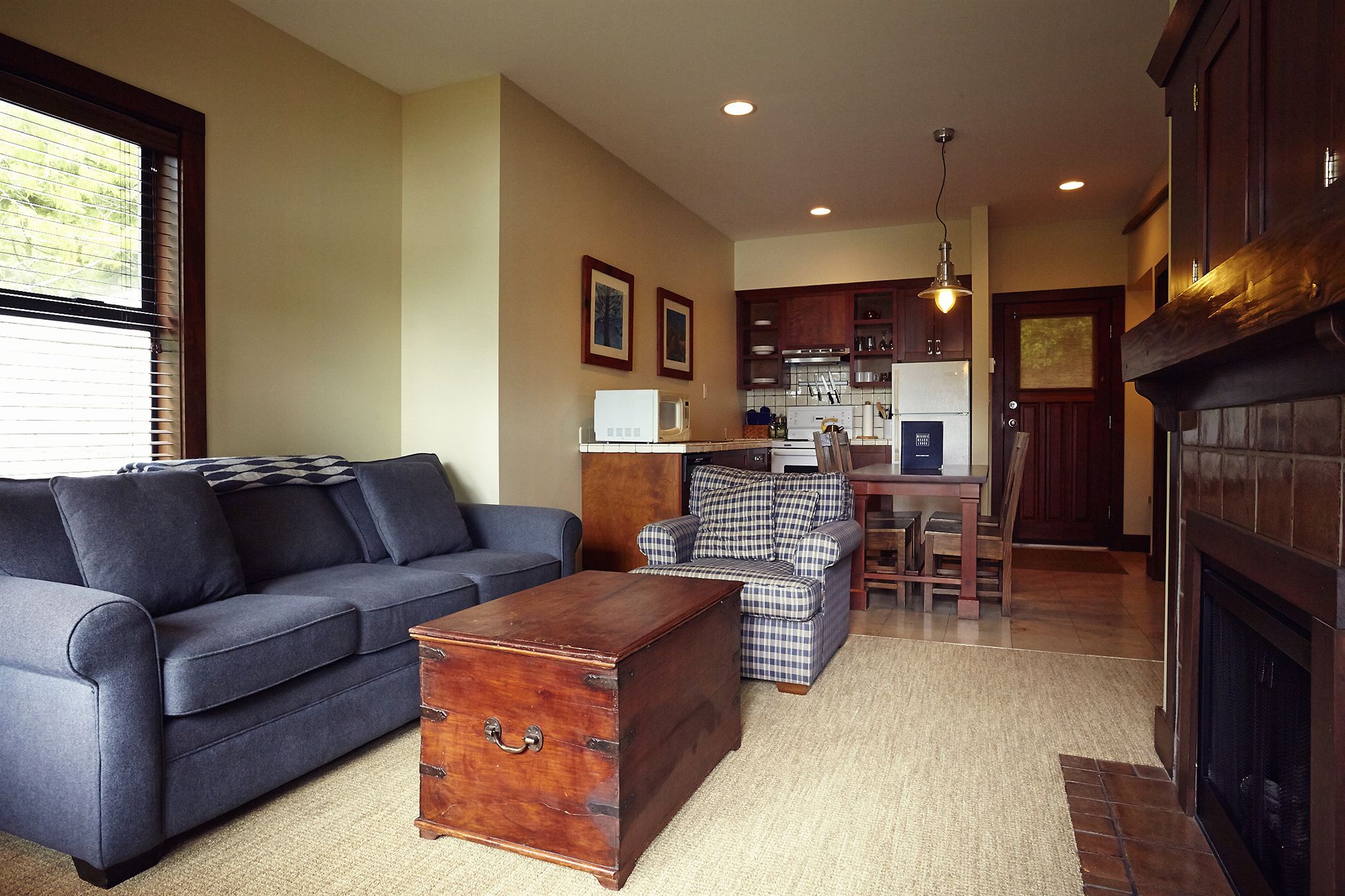 Фото Middle Beach Lodge