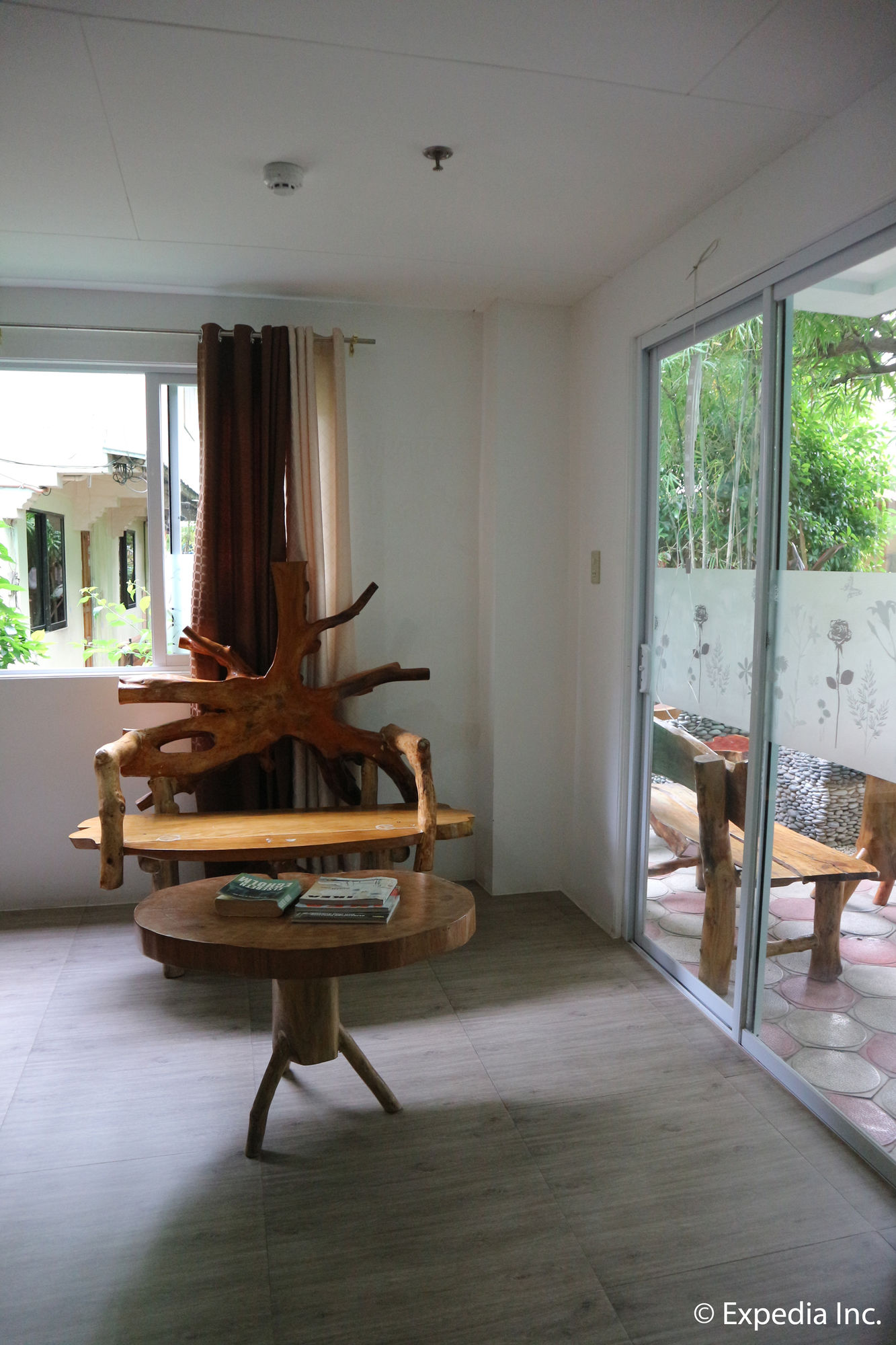 Фото Blue Lotus Hotel