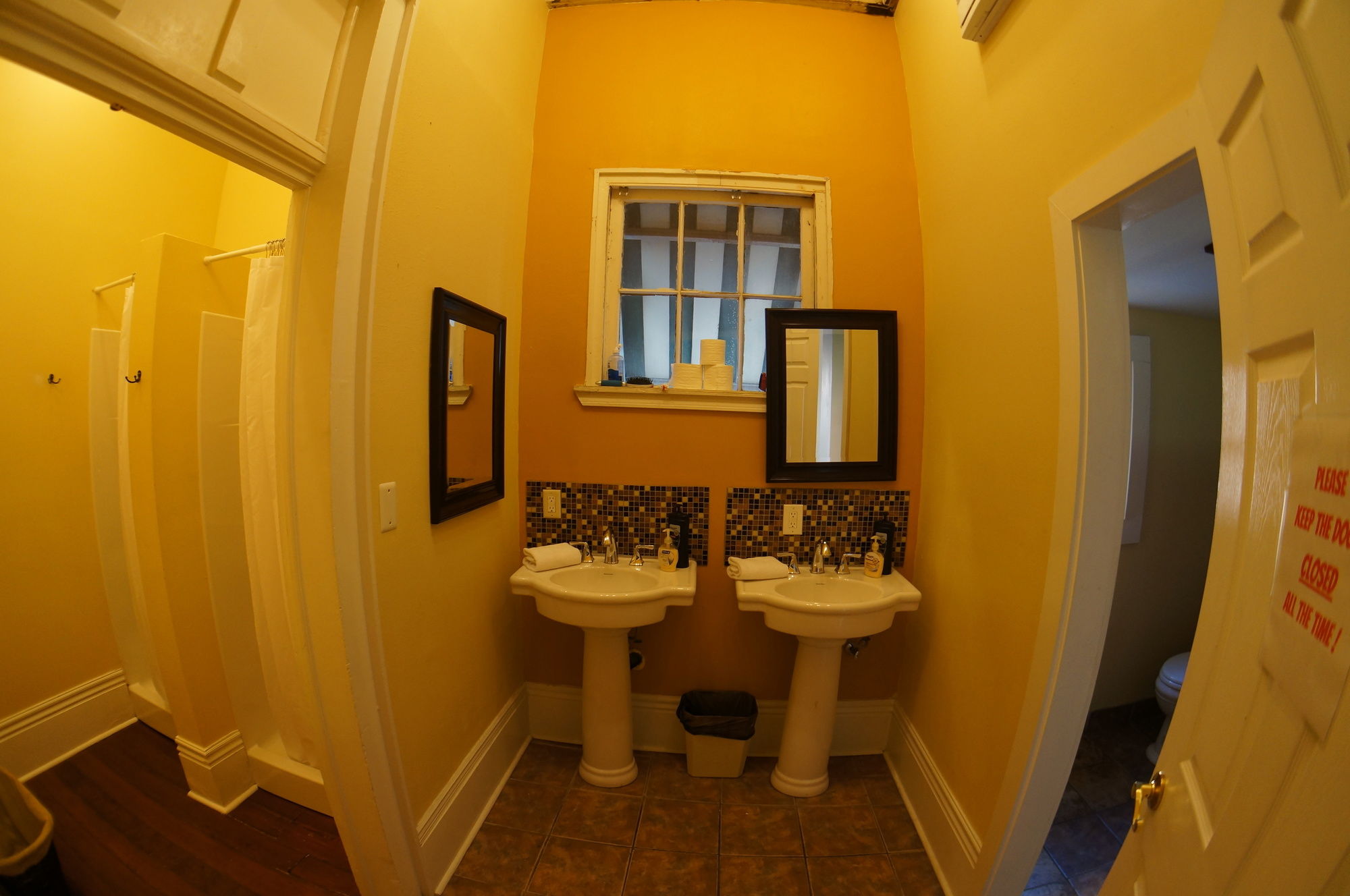 Фото Auberge Nouvelle Orleans Hostel