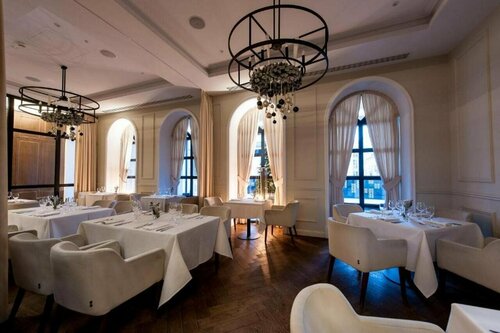 Гостиница Hotel Royal & SPA в Белостоке
