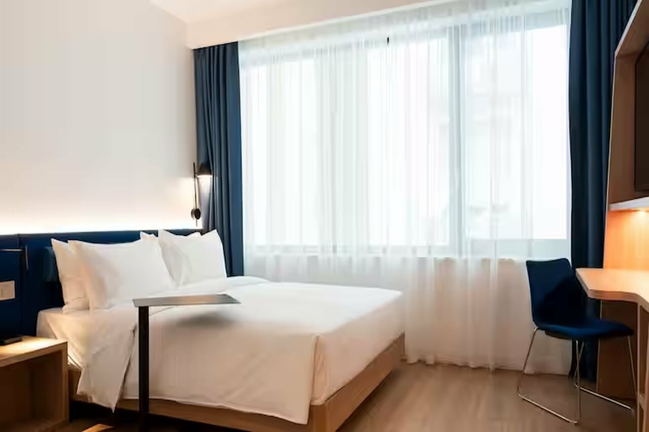 Фото отеля 2