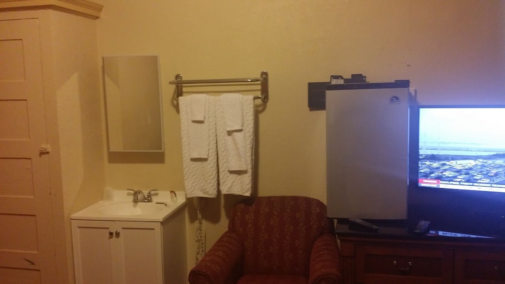 Фото El Capitan Hotel