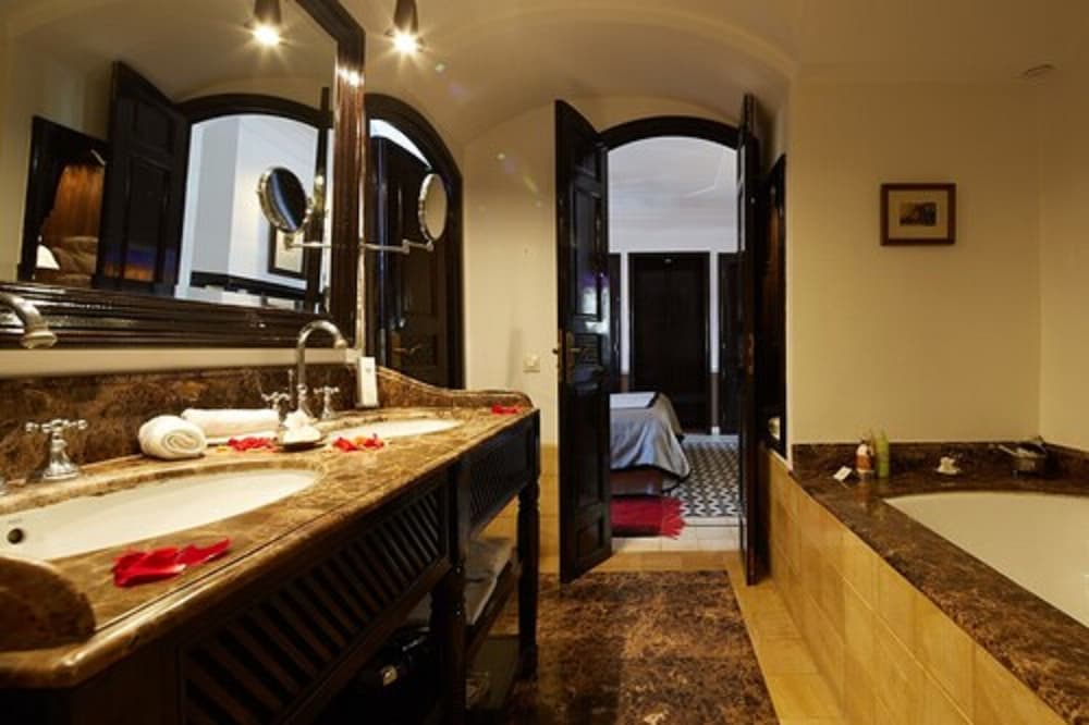 Фото Heure Bleue Palais