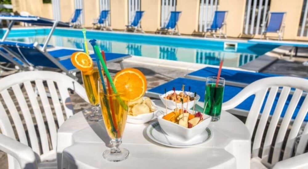 Фото Hotel Tilmar