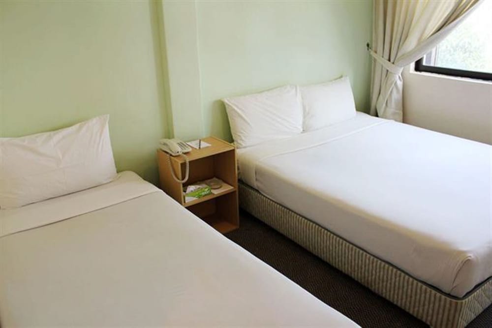 Фото Hotel Sempurna