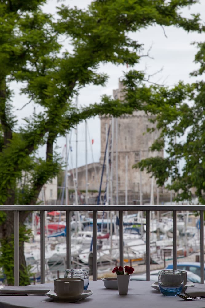 Фото Hôtel Le Yachtman, The Originals Collection