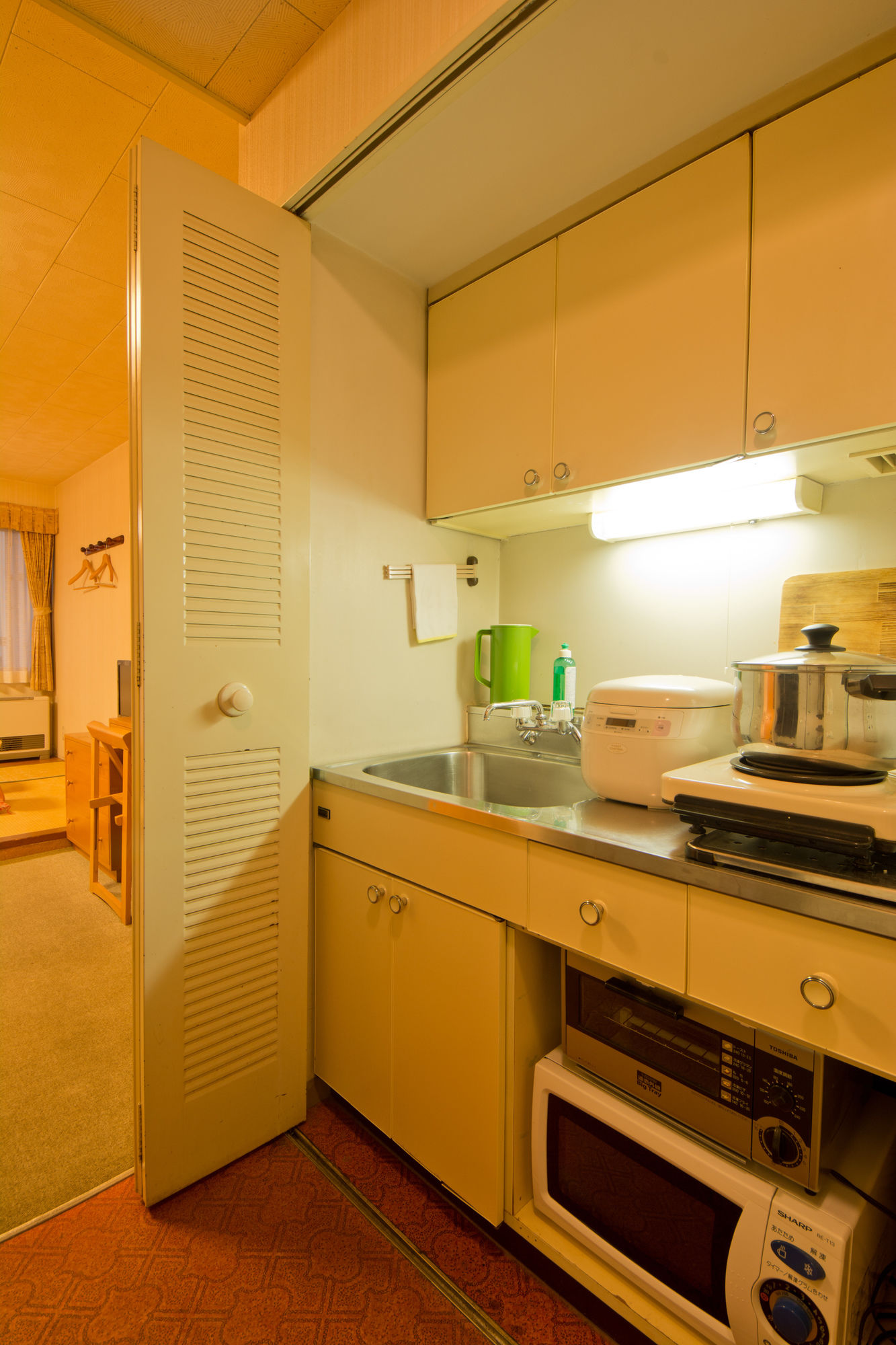 Фото Kusatsu Onsen Hotel Village