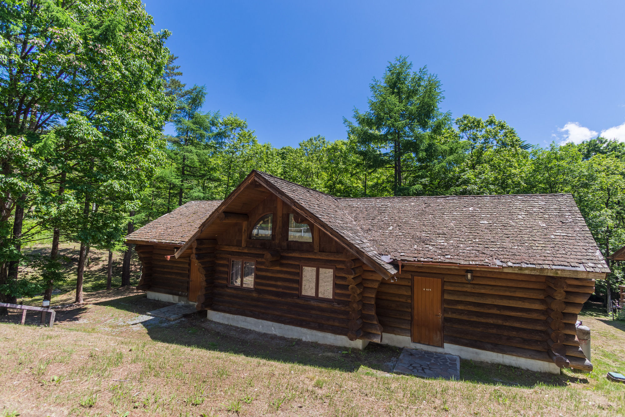 Фото Kusatsu Onsen Hotel Village