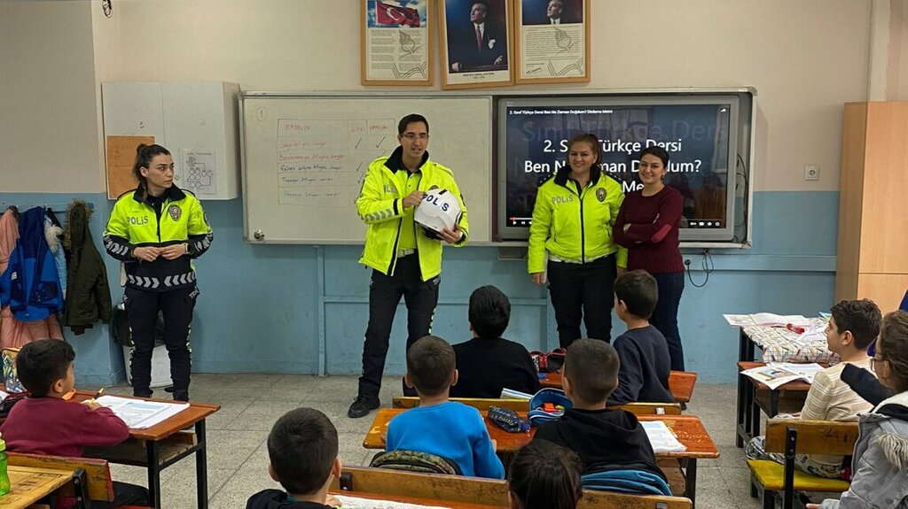 Primary school Istiklal Primary School, Diyarbakir, photo