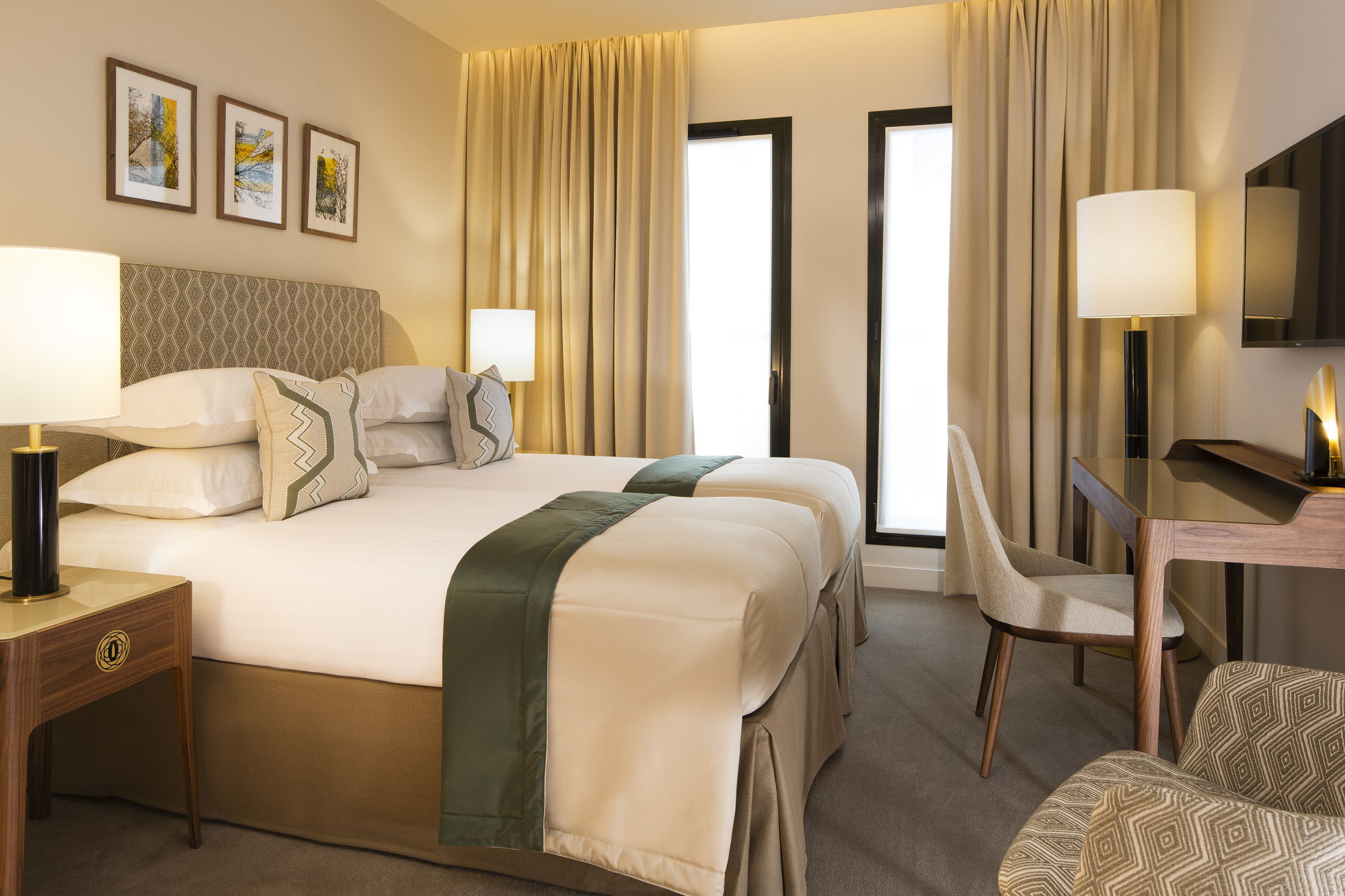 Фото Le Tsuba Hotel