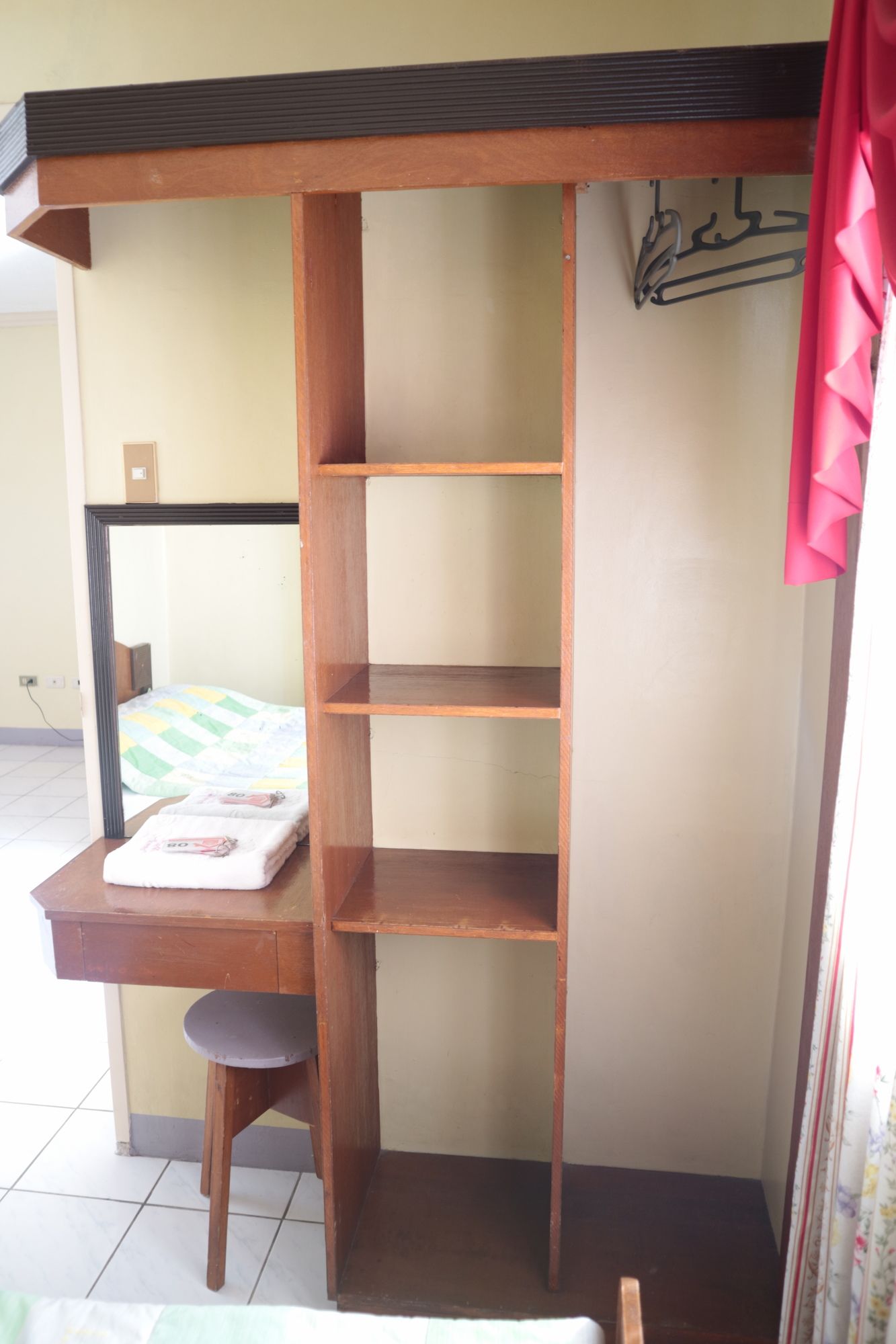 Фото Mellow Apartelle and Tourist Inn