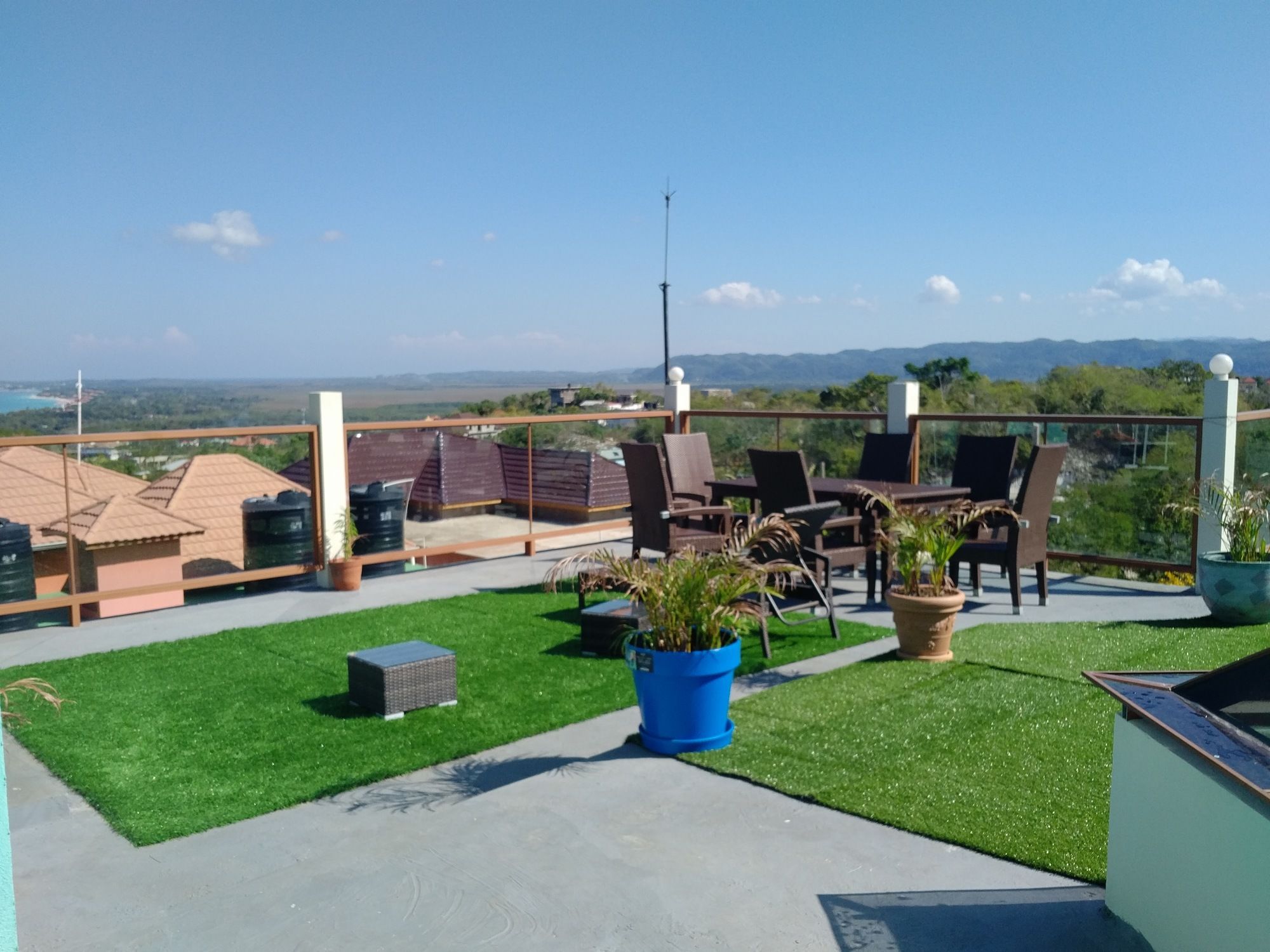 Фото Negril Sky Blue Resorts