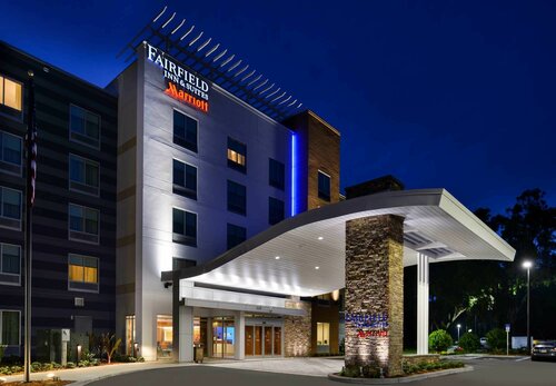 Внешний вид отеля Fairfield Inn & Suites by Marriott Orlando East/UCF Area в Университете, фото 1