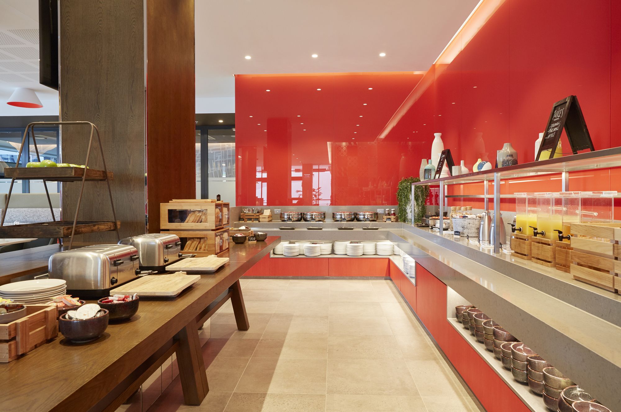 Фото Holiday Inn Express Brisbane Central