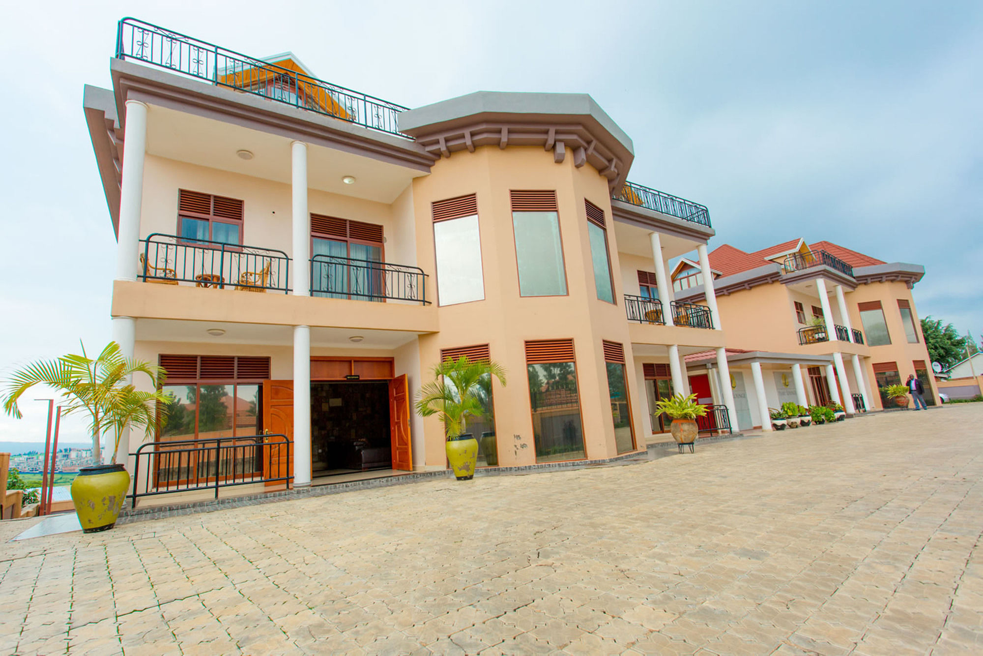 Фото Legend Hotel