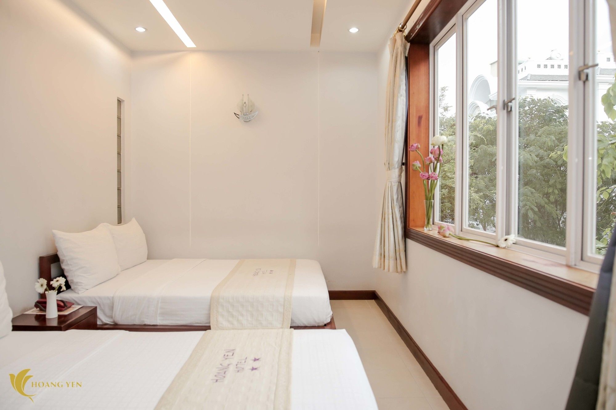 Фото Hoang Yen Hotel - Phu My Hung