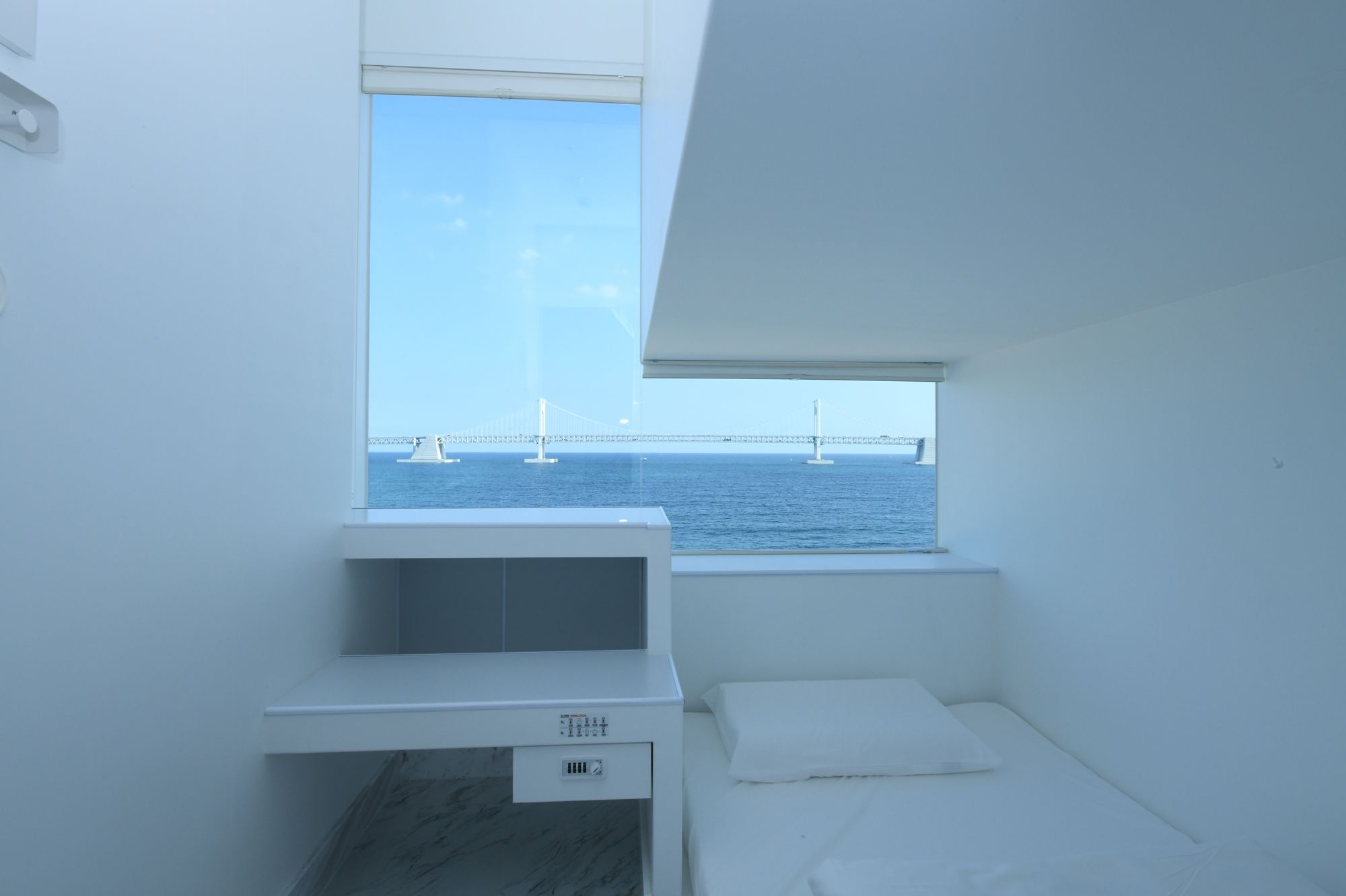 Фото Gwanganli Hotel 1