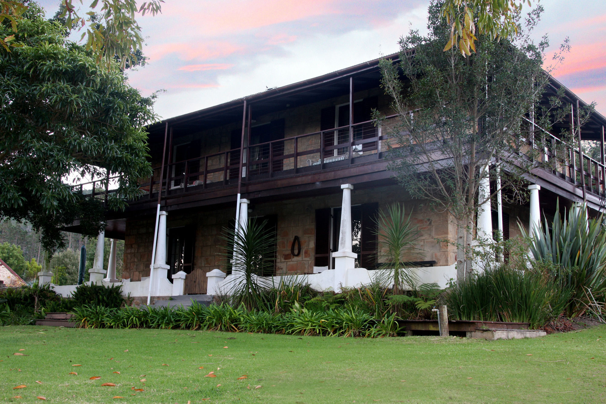 Фото Swartvlei Equestrian Estate