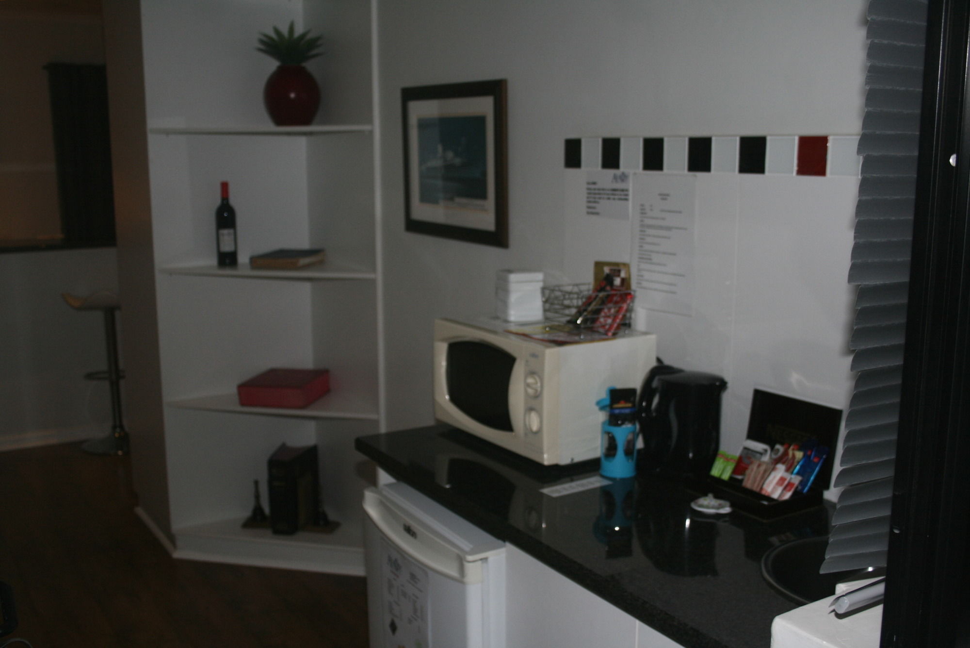 Фото Ahoy Boutique Hotel